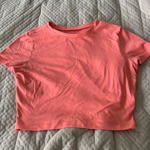 cropped pink t-shirt